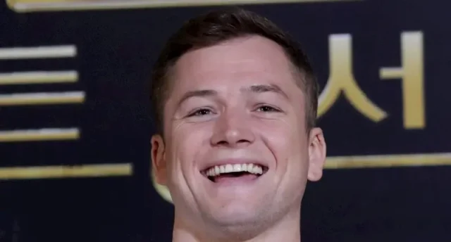 taron egerton teeth in 2017 taron egerton teeth in 2017